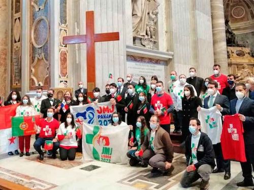 LA CRUZ DE LA JMJ NOS VISITA