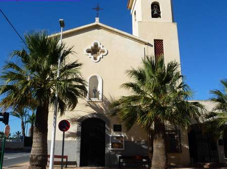 DEDICACIÓN DE LA CAPILLA DE ARENALES A LA VIRGEN DEL CARMEN