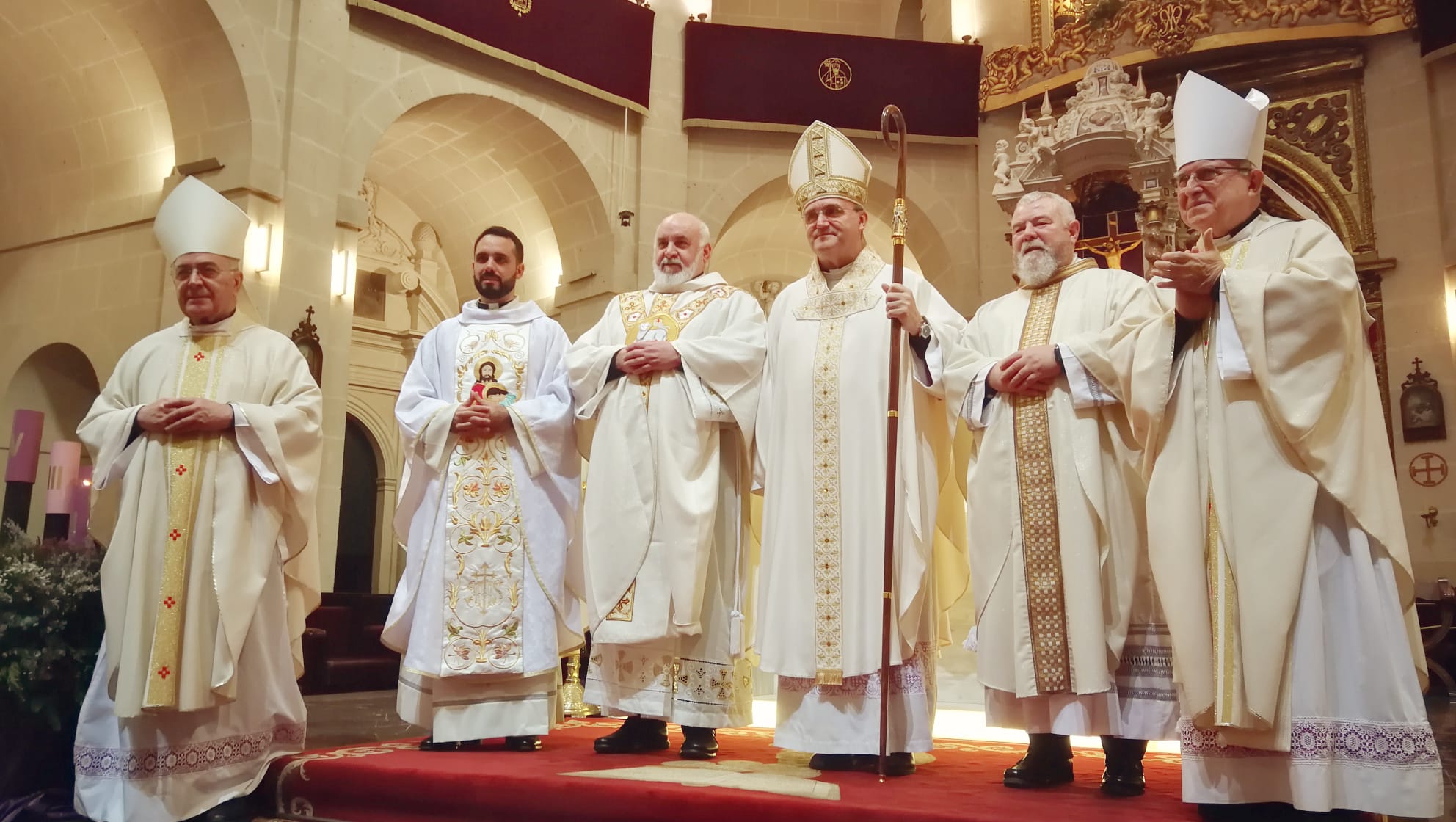 LA IGLESIA DIOCESANA SE ALEGRA POR LA ORDENACIÓN D...